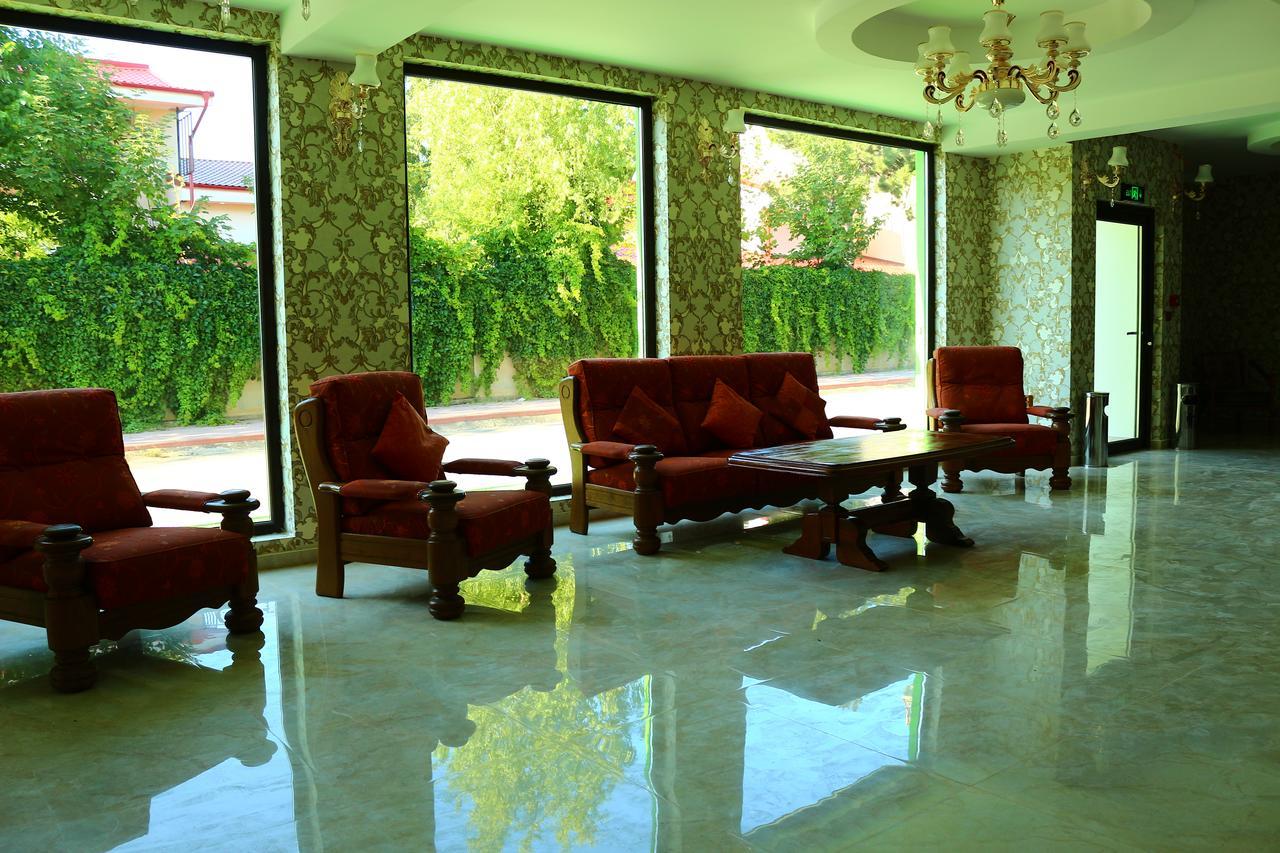 Atlantic Hotel *